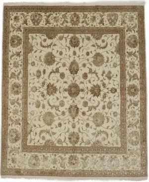 Beige Floral 6X7 Indo-Tabriz Oriental Rug