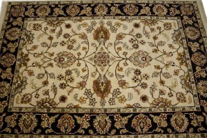 Cream & Charcoal Floral 4X6 Indo-Kashan Oriental Rug