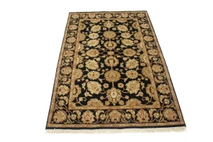Black Floral Classic 4X6 Indo-Kashan Oriental Rug