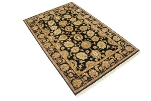 Black Floral Classic 4X6 Indo-Kashan Oriental Rug
