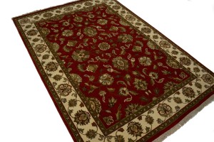 Red Floral 5X7 Indo-Kashan Oriental Rug