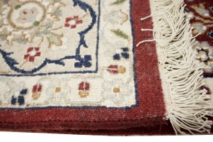 Wine Red Floral 4X6 Indo-Nain Oriental Rug