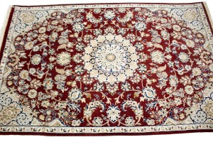 Wine Red Floral 4X6 Indo-Nain Oriental Rug
