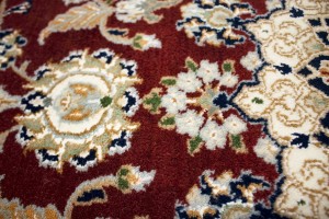 Wine Red Floral 4X6 Indo-Nain Oriental Rug