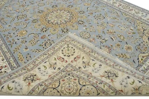 Light Blue Floral 9X12 Indo-Nain Oriental Rug