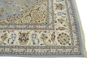 Light Blue Floral 9X12 Indo-Nain Oriental Rug