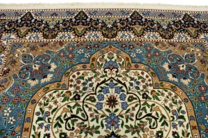 Cream Floral Kirman 7X9 Oriental Rug