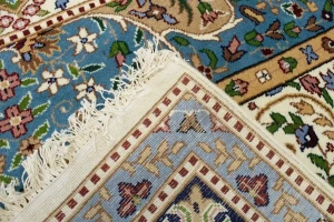 Cream Floral Kirman 7X9 Oriental Rug