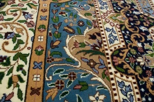 Cream Floral Kirman 7X9 Oriental Rug