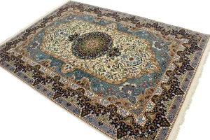 Cream Floral Kirman 7X9 Oriental Rug