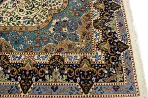 Cream Floral Kirman 7X9 Oriental Rug