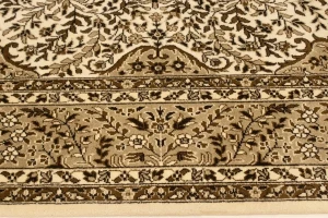 Cream Floral Kirman 7X9 Oriental Rug