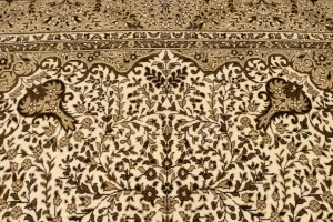 Cream Floral Kirman 7X9 Oriental Rug