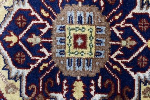 Cream Geometric 7'9X9'6 Heriz Serapi Oriental Rug