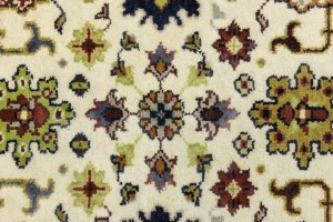 Cream Floral 6X9 Chobi Oriental Rug
