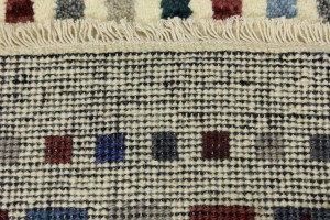 Cream Tribal 1'4X3'9 Indo-Gabbeh Oriental Rug