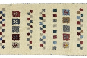Cream Tribal 1'4X3'9 Indo-Gabbeh Oriental Rug