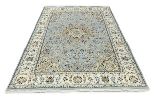 Light Blue-gray Floral 6X9 Indo-Nain Oriental Rug