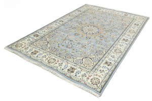 Light Blue-gray Floral 6X9 Indo-Nain Oriental Rug