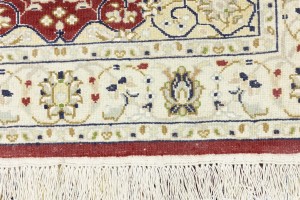 Red Floral 3X8 Indo-Nain Oriental Runner Rug