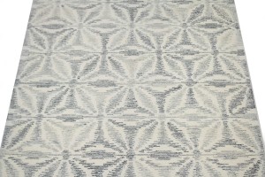 Abstract Hand-Tufted 5X8 Modern Rug