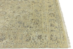 Beige Transitional 8X10 Distressed Indo-Nain Oriental Rug