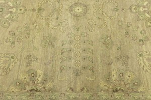 Muted Khaki Floral Transitional 8X10 Indo-Nain Oriental Rug