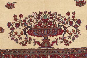 Cream Tribal 4'6X6 Sumak Persian Rug