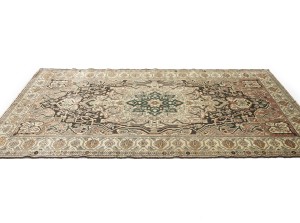Semi Antique Muted Brown Floral 5'5X9'7 Vintage Oriental Rug