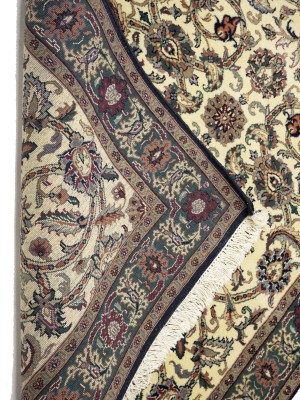 Cream Floral Classic 4X6 Agra Jaipur Oriental Rug