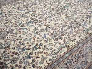 Cream Floral 10X14 Indo-Kashan Oriental Rug