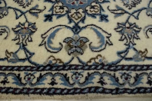 Cream Classic Floral 2'3X4'6 Nain Persian Rug