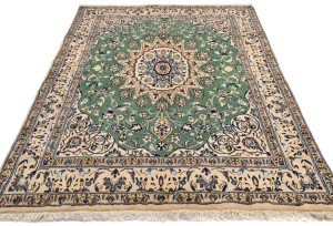 Vintage Floral Classic Green 5X6 Nain Persian Rug