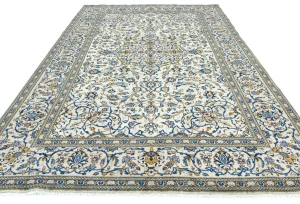 Vintage Cream Traditional Floral 7X10 Kashan Persian Rug