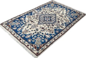 Semi Antique Floral Classic 2'8X4'2 Nain Persian Rug