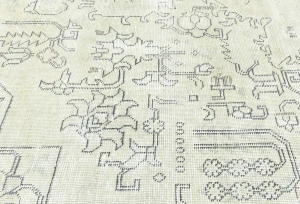 Antique Muted Beige Floral 8'7X12'5 Distressed Vintage Oriental Rug